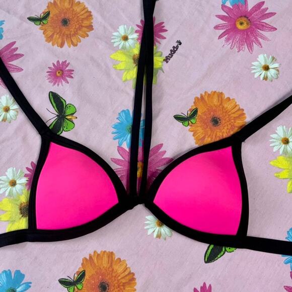 Pink by Victoria’s Secret Black and Pink Bikini Top Swimwear - Picture 2 of 4